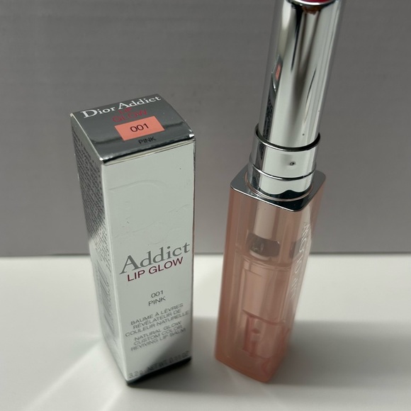 Dior Pink Lip Balm Gloss with Glossy Finish - Picture 5 of 5